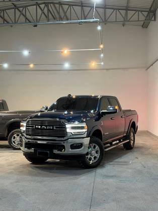 RAM 3500 6.7 I6 TURBO DIESEL LARAMIE CD 4X4 AUTOMÁTICO